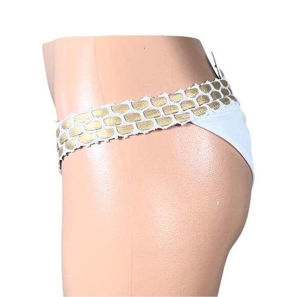 BS06 BEACH BUNNY Kira Skimpy Bottoms SZ XL $110 - Picture 6 of 14